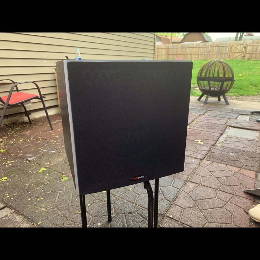 Polk audio 10in 26 lbs subwoofer